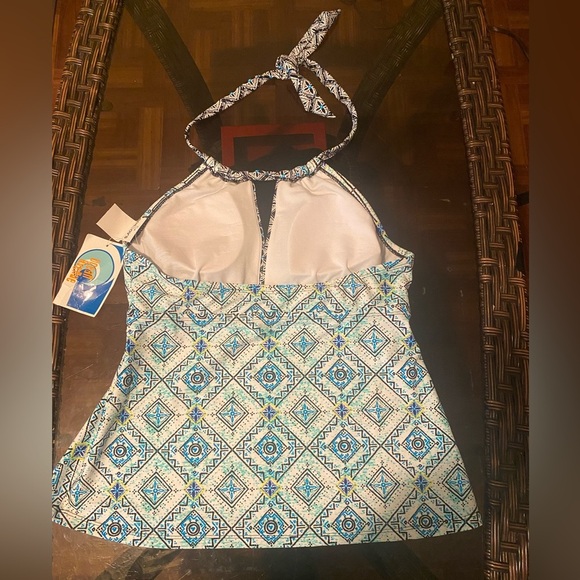 Ocean Avenue swim top - Picture 2 of 6